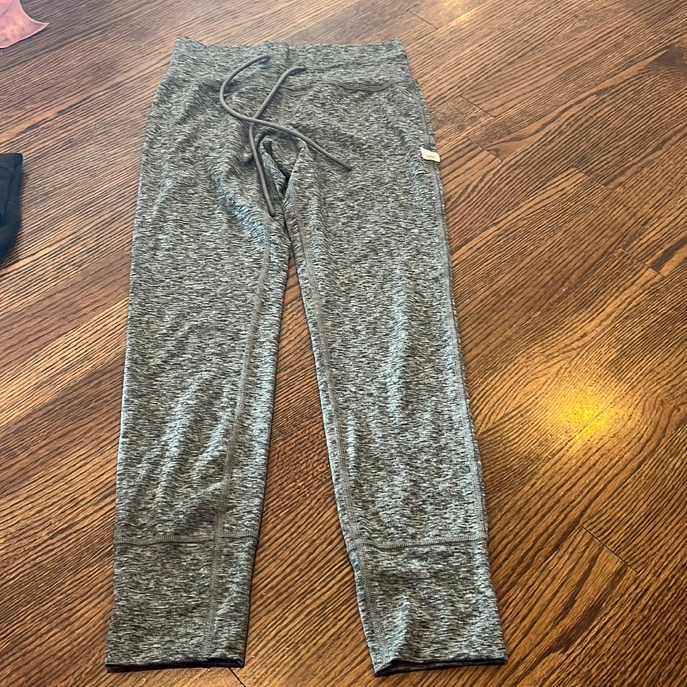 Vuori daily jogger size xs